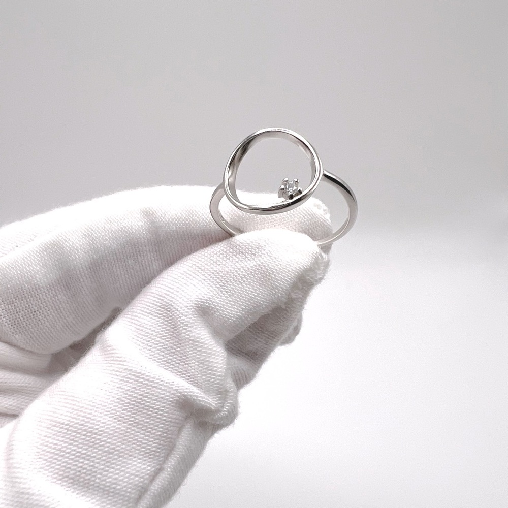 Sale $8 Firm! .925 Sterling Silver Round Ring with Cz - Picture 9 of 17